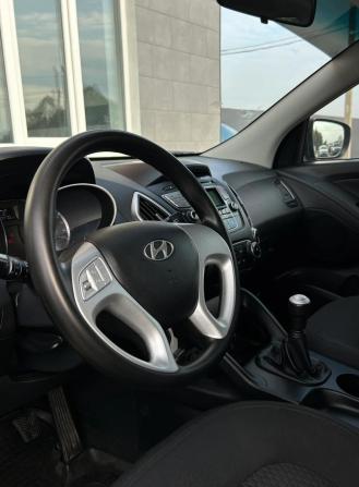 Hyundai ix35 I с пробегом 2010 года, цена 1 075 000 рублей, 220470 км, внедорожник, Автокод Объявления