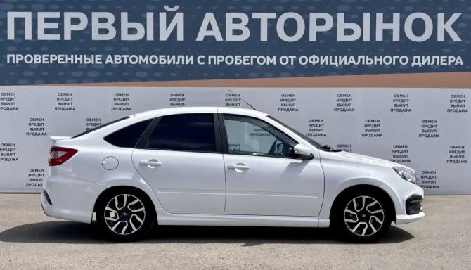 Lada (ВАЗ) Granta I Рестайлинг с пробегом 2023 года, цена 935 000 рублей, 81102 км, лифтбек, Автокод Объявления