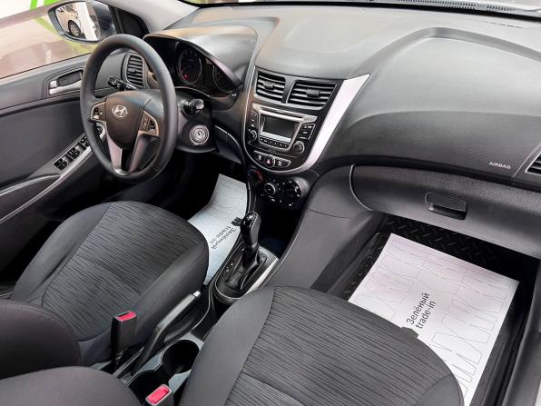Hyundai Solaris I Рестайлинг с пробегом 2015 года, цена 1 090 000 рублей, 120676 км, седан, Автокод Объявления