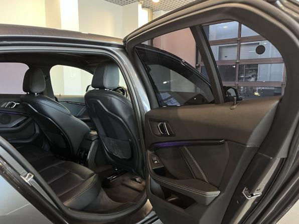 BMW 1 серии III (F40) с пробегом 2019 года, цена 2 420 000 рублей, 98719 км, хэтчбек, Автокод Объявления