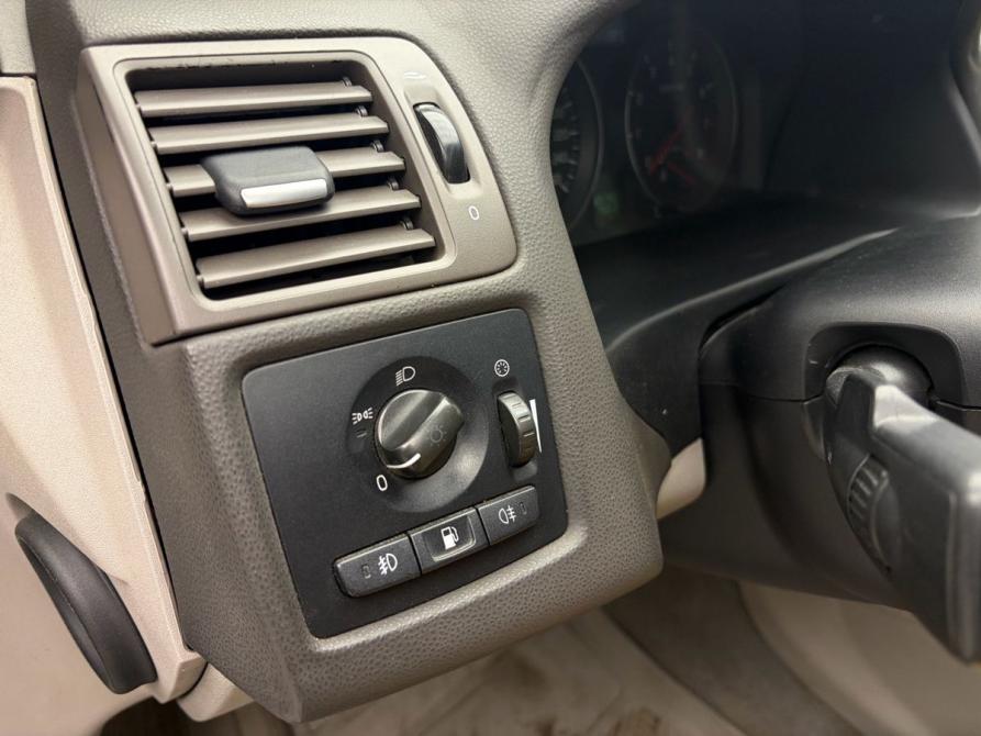Volvo S40 II Рестайлинг Ростов-на-Дону  - изображение 8