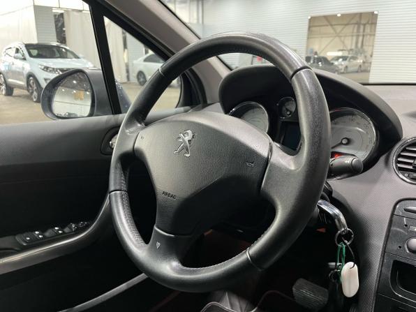 Peugeot 408 I с пробегом 2014 года, цена 740 000 рублей, 83196 км, седан, Автокод Объявления