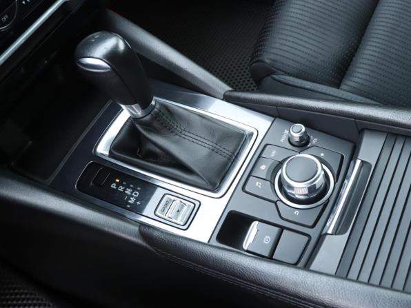 Mazda 6 III (GJ) Рестайлинг с пробегом 2016 года, цена 1 900 000 рублей, 109042 км, седан, Автокод Объявления