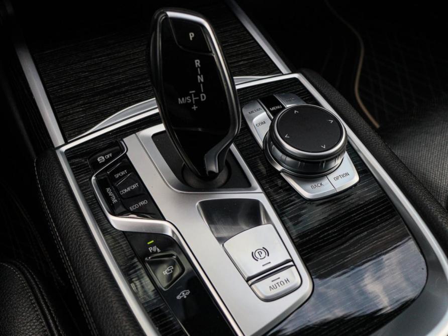 BMW 7 серии VI (G11/G12) Рестайлинг Москва  - изображение 27