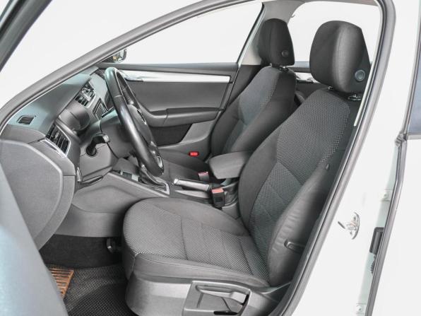 Skoda Octavia III (A7) с пробегом 2014 года, цена 1 179 000 рублей, 131553 км, лифтбек, Автокод Объявления