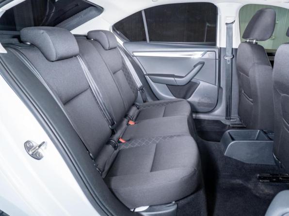Skoda Octavia III (A7) Рестайлинг с пробегом 2018 года, цена 1 490 000 рублей, 174691 км, лифтбек, Автокод Объявления
