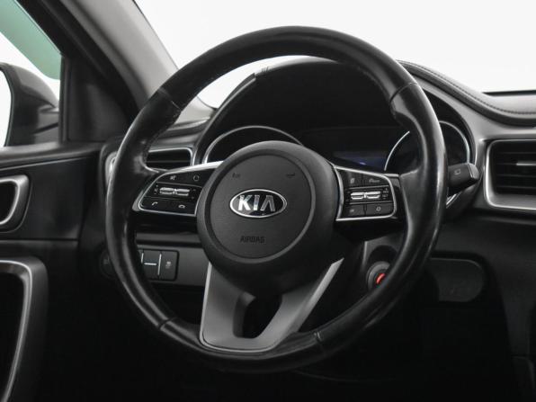 Kia Ceed III с пробегом 2019 года, цена 979 000 рублей, 272804 км, универсал, Автокод Объявления