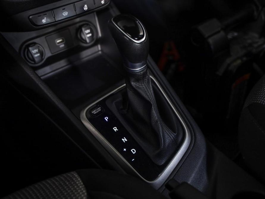 Hyundai Solaris II Санкт-Петербург  - изображение 18