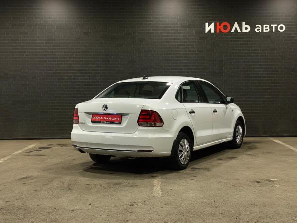 Volkswagen Polo V Рестайлинг с пробегом 2018 года, цена 800 000 рублей, 222971 км, седан, Автокод Объявления