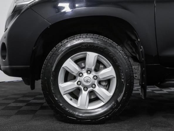 Toyota Land Cruiser Prado 150 Series Рестайлинг 1 с пробегом 2013 года, цена 3 688 000 рублей, 114315 км, внедорожник, Автокод Объявления
