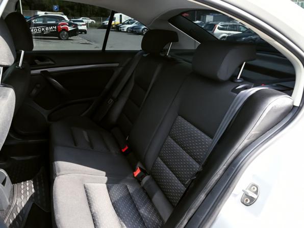 Skoda Octavia II (A5) Рестайлинг с пробегом 2012 года, цена 649 000 рублей, 187620 км, лифтбек, Автокод Объявления
