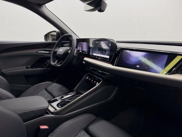 Audi Q5 III (GU) с пробегом 2026 года, цена 6 350 000 рублей, 40 км, внедорожник, Автокод Объявления