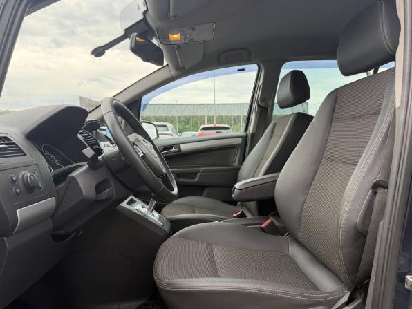Opel Zafira B Рестайлинг с пробегом 2010 года, цена 595 000 рублей, 220050 км, компактвэн, Автокод Объявления