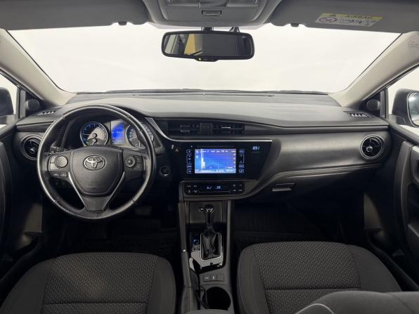 Toyota Corolla XI (E160 E170 E180) Рестайлинг 1 с пробегом 2017 года, цена 1 770 000 рублей, 78000 км, седан, Автокод Объявления