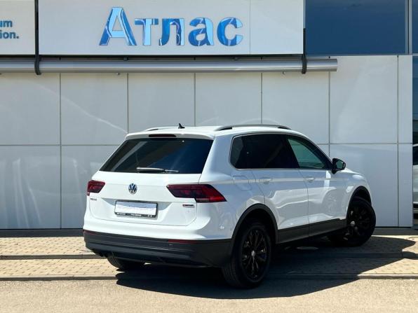 Volkswagen Tiguan II с пробегом 2019 года, цена 2 590 000 рублей, 109854 км, внедорожник, Автокод Объявления