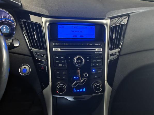 Hyundai Sonata VI (YF) с пробегом 2010 года, цена 1 030 000 рублей, 170000 км, седан, Автокод Объявления