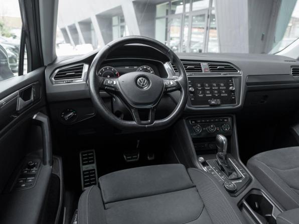Volkswagen Tiguan II с пробегом 2018 года, цена 2 495 000 рублей, 161893 км, внедорожник, Автокод Объявления