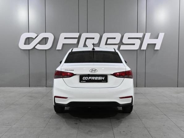 Hyundai Solaris II с пробегом 2019 года, цена 1 179 000 рублей, 199142 км, седан, Автокод Объявления