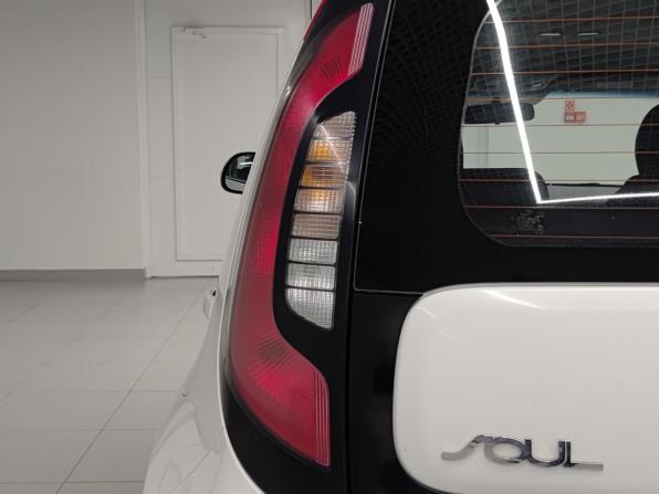 Kia Soul II Рестайлинг с пробегом 2018 года, цена 1 785 000 рублей, 84370 км, хэтчбек, Автокод Объявления