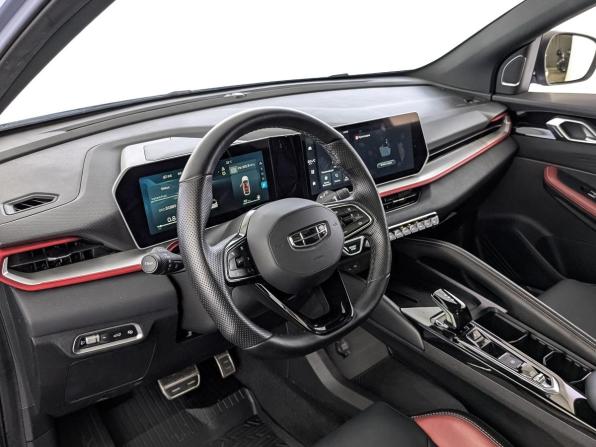 Geely Coolray I Рестайлинг с пробегом 2024 года, цена 2 130 000 рублей, 31881 км, внедорожник, Автокод Объявления