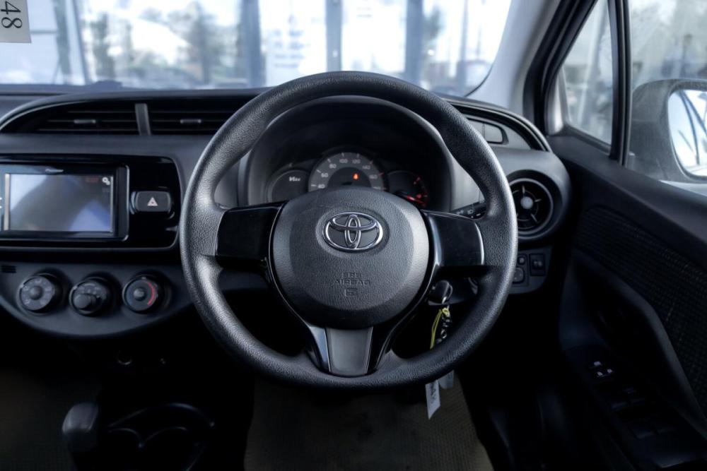 Toyota Vitz III (XP130) Рестайлинг 2 Тюмень  - изображение 15