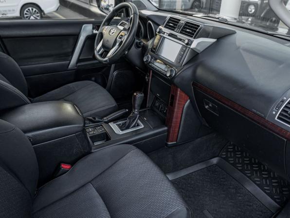 Toyota Land Cruiser Prado 150 Series Рестайлинг 1 с пробегом 2015 года, цена 3 190 600 рублей, 315399 км, внедорожник, Автокод Объявления