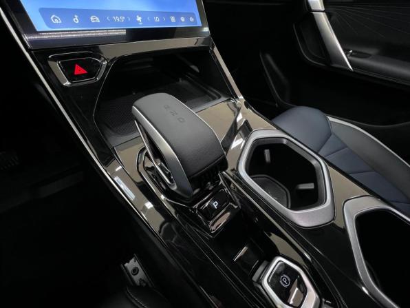 Geely Atlas II с пробегом 2025 года, цена 3 200 000 рублей, 12837 км, внедорожник, Автокод Объявления