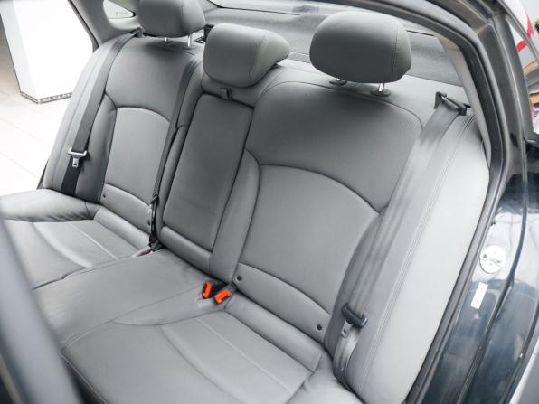 Hyundai Sonata VI (YF) с пробегом 2011 года, цена 899 000 рублей, 136718 км, седан, Автокод Объявления