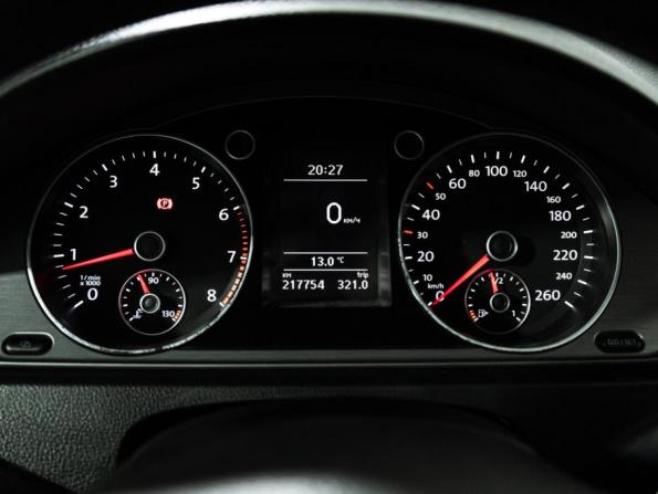 Volkswagen Passat B7 с пробегом 2012 года, цена 829 700 рублей, 217000 км, седан, Автокод Объявления