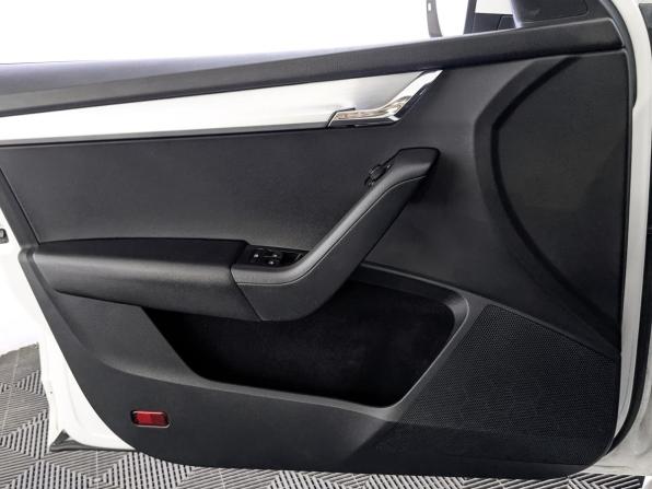 Skoda Octavia III (A7) Рестайлинг с пробегом 2019 года, цена 1 300 000 рублей, 163479 км, лифтбек, Автокод Объявления
