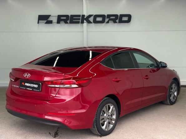 Hyundai Elantra VI (AD) с пробегом 2016 года, цена 1 349 000 рублей, 156000 км, седан, Автокод Объявления
