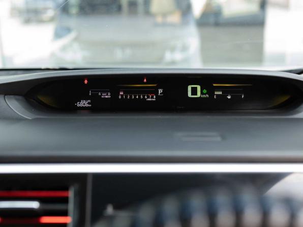 Honda Stepwgn V с пробегом 2015 года, цена 1 720 000 рублей, 108542 км, минивэн, Автокод Объявления