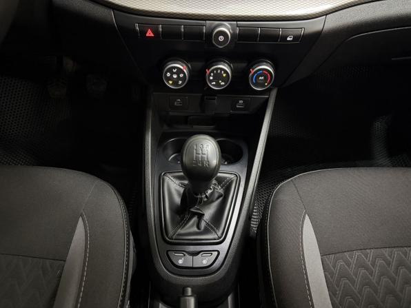 Lada (ВАЗ) Vesta I Рестайлинг (NG) с пробегом 2023 года, цена 1 200 000 рублей, 61399 км, седан, Автокод Объявления