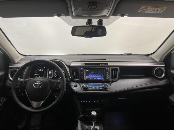 Toyota RAV4 IV (XA40) Рестайлинг с пробегом 2018 года, цена 2 670 000 рублей, 66739 км, внедорожник, Автокод Объявления