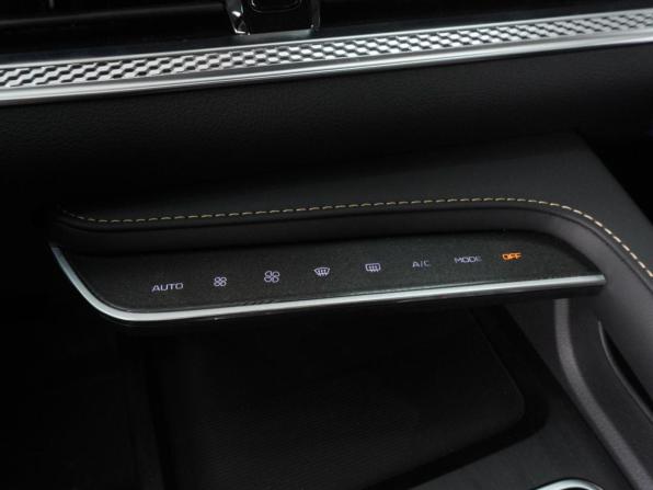 FAW Bestune B70 I Рестайлинг с пробегом 2024 года, цена 2 598 000 рублей, 50 км, лифтбек, Автокод Объявления
