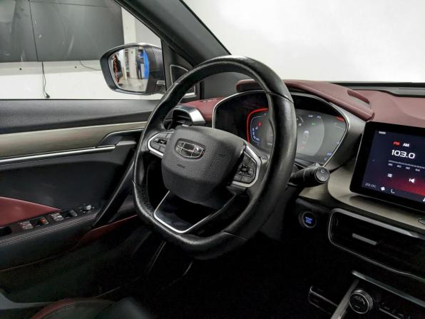 Geely Coolray I с пробегом 2022 года, цена 1 690 000 рублей, 61876 км, внедорожник, Автокод Объявления