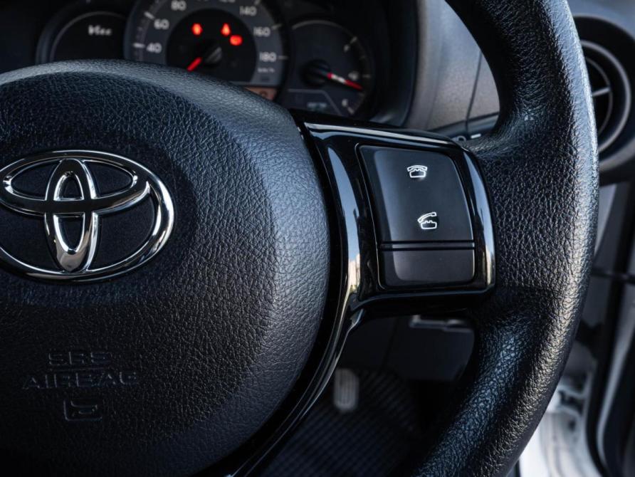 Toyota Vitz III (XP130) Рестайлинг 2 Ставрополь  - изображение 20