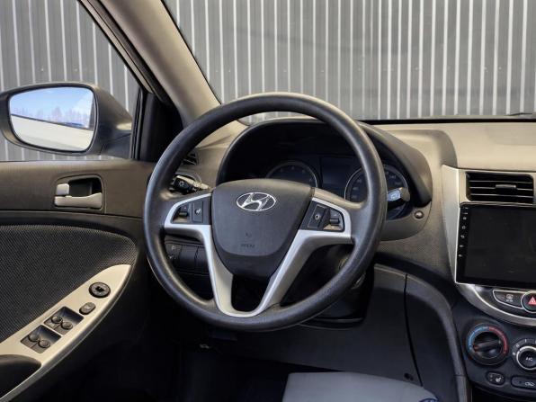 Hyundai Solaris I с пробегом 2012 года, цена 997 000 рублей, 90944 км, хэтчбек, Автокод Объявления