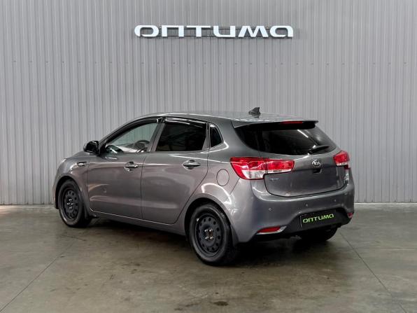 Kia Rio III Рестайлинг с пробегом 2017 года, цена 1 047 000 рублей, 106000 км, седан, Автокод Объявления