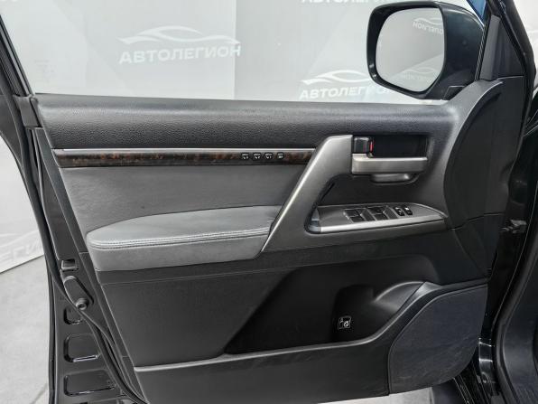 Toyota Land Cruiser 200 Series с пробегом 2008 года, цена 3 600 000 рублей, 253000 км, внедорожник, Автокод Объявления