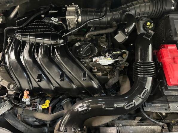 Renault Kaptur I Рестайлинг с пробегом 2021 года, цена 1 620 000 рублей, 110028 км, внедорожник, Автокод Объявления