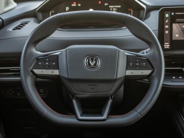 Changan UNI-S (CS55 Plus) с пробегом 2024 года, цена 2 398 000 рублей, 6394 км, внедорожник, Автокод Объявления