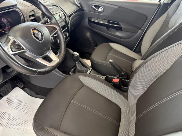 Renault Kaptur I Рестайлинг с пробегом 2021 года, цена 1 390 000 рублей, 123070 км, внедорожник, Автокод Объявления