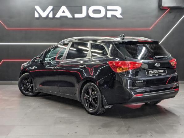 Kia Ceed II Рестайлинг с пробегом 2017 года, цена 1 245 000 рублей, 129641 км, универсал, Автокод Объявления