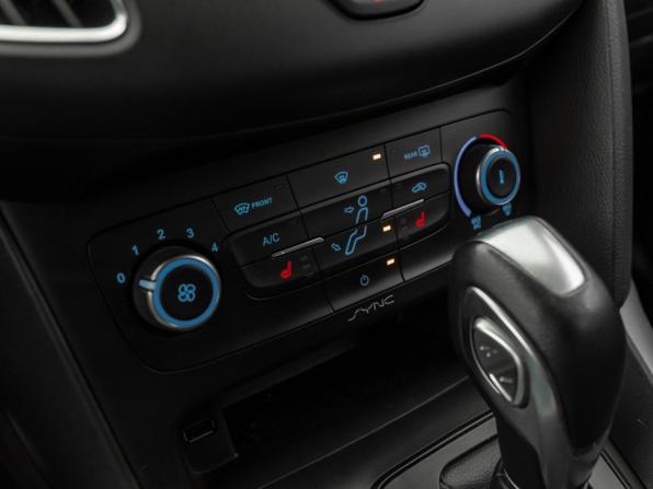 Ford Focus III Рестайлинг с пробегом 2019 года, цена 1 380 000 рублей, 102358 км, универсал, Автокод Объявления