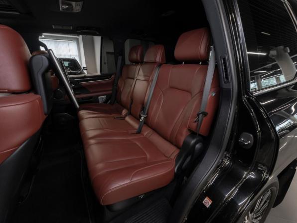 Lexus LX III Рестайлинг 2 с пробегом 2018 года, цена 9 100 000 рублей, 104122 км, внедорожник, Автокод Объявления