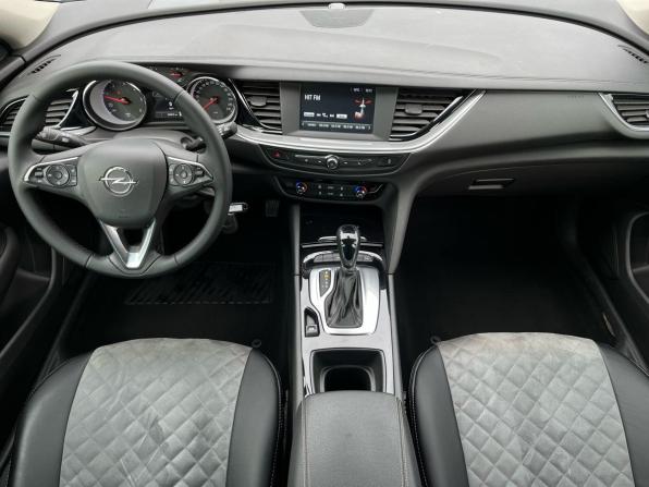 Opel Insignia II с пробегом 2020 года, цена 1 550 000 рублей, 200400 км, универсал, Автокод Объявления
