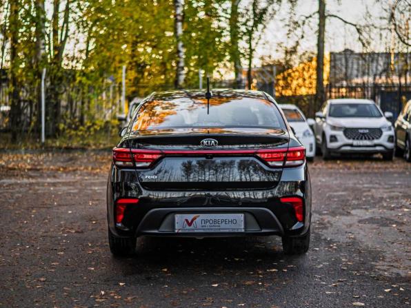 Kia Rio IV с пробегом 2018 года, цена 1 380 000 рублей, 148389 км, седан, Автокод Объявления