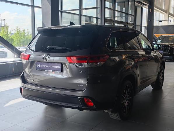 Toyota Highlander III (XU50) Рестайлинг с пробегом 2018 года, цена 3 099 000 рублей, 207153 км, внедорожник, Автокод Объявления