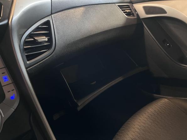 Hyundai Elantra V (MD) с пробегом 2012 года, цена 633 000 рублей, 313391 км, седан, Автокод Объявления